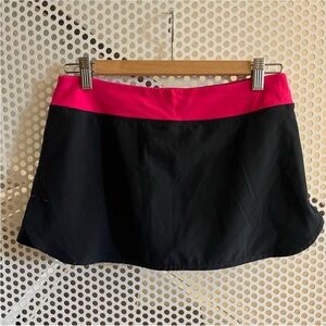 Lululemon Wet Dry Warm Mini Skirt Size 6 Black and Sonic Pink Missing Drawstring